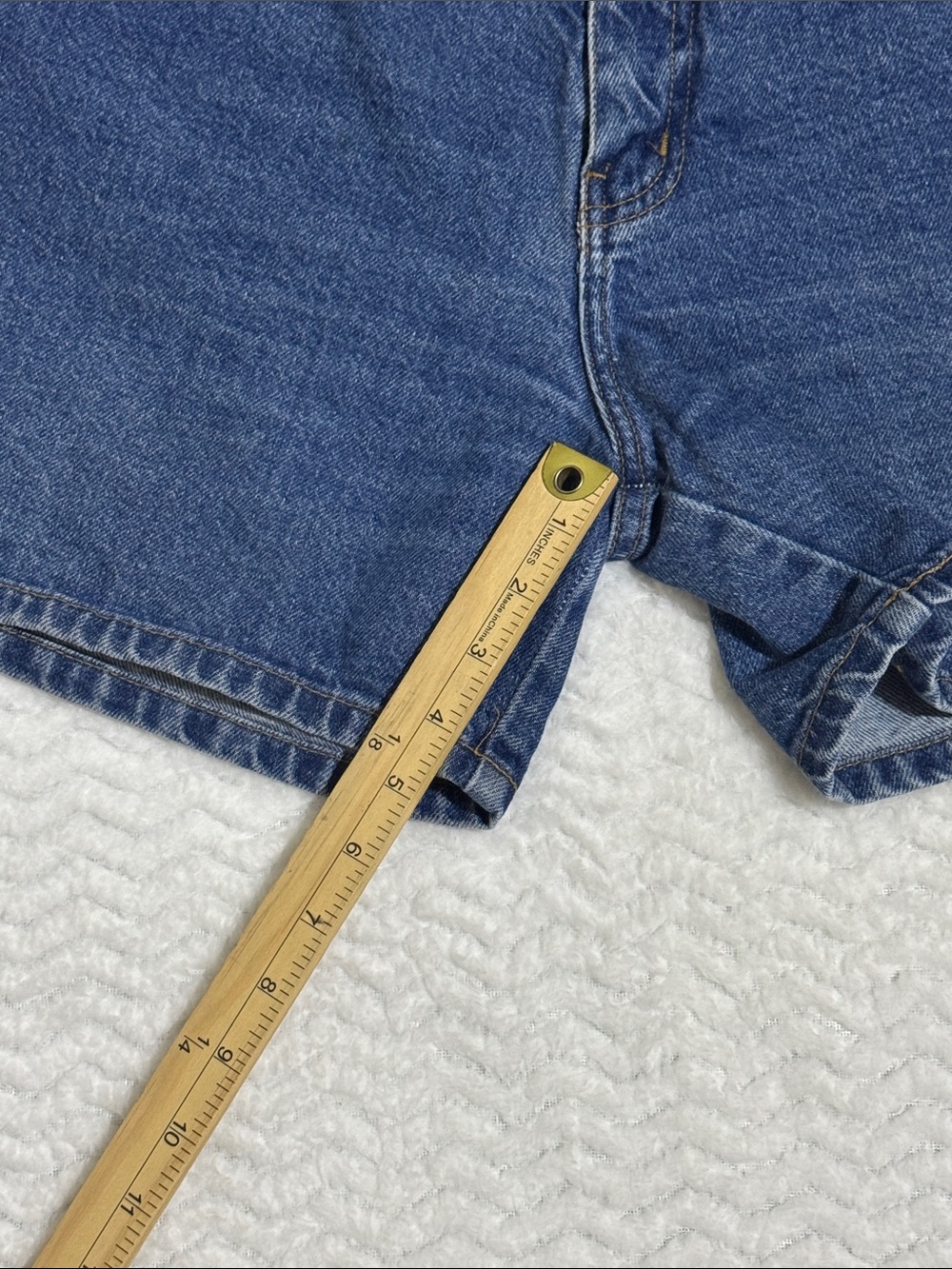 Sasson Women’s Vintage Denim Shorts Bermuda Cut Off Jorts Medium Wash - Picture 5 of 12
